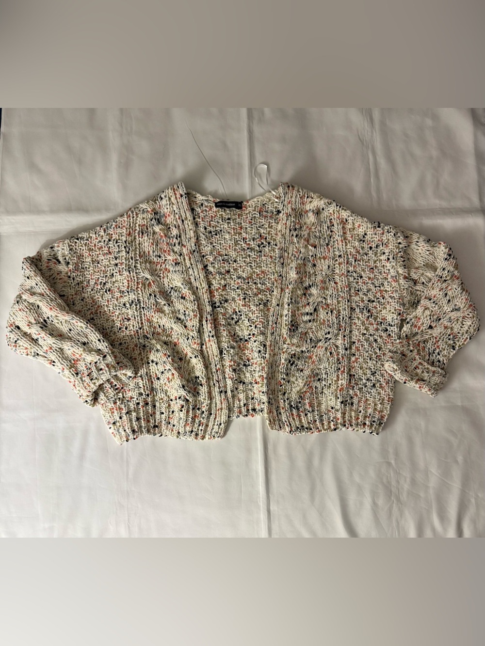 Moon & Madison Knitted Open Front Patterned Caridgan